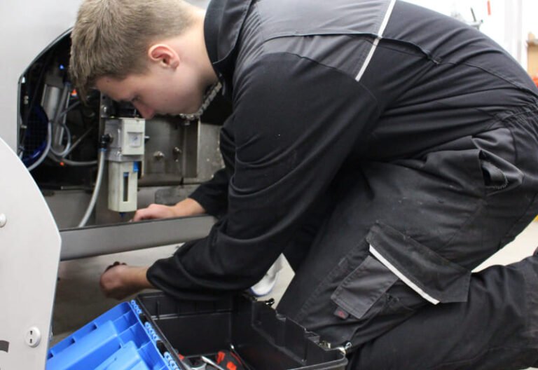 Cutting Edge Academy Cutting Edge Services